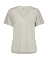 204131 - Hera linnen t-shirt met broderie schouders